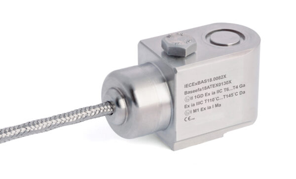 HS-150IST – Side Exit – Integral Braided Cable with Conduit Intrinsically Safe Accelerometer with Temp Output